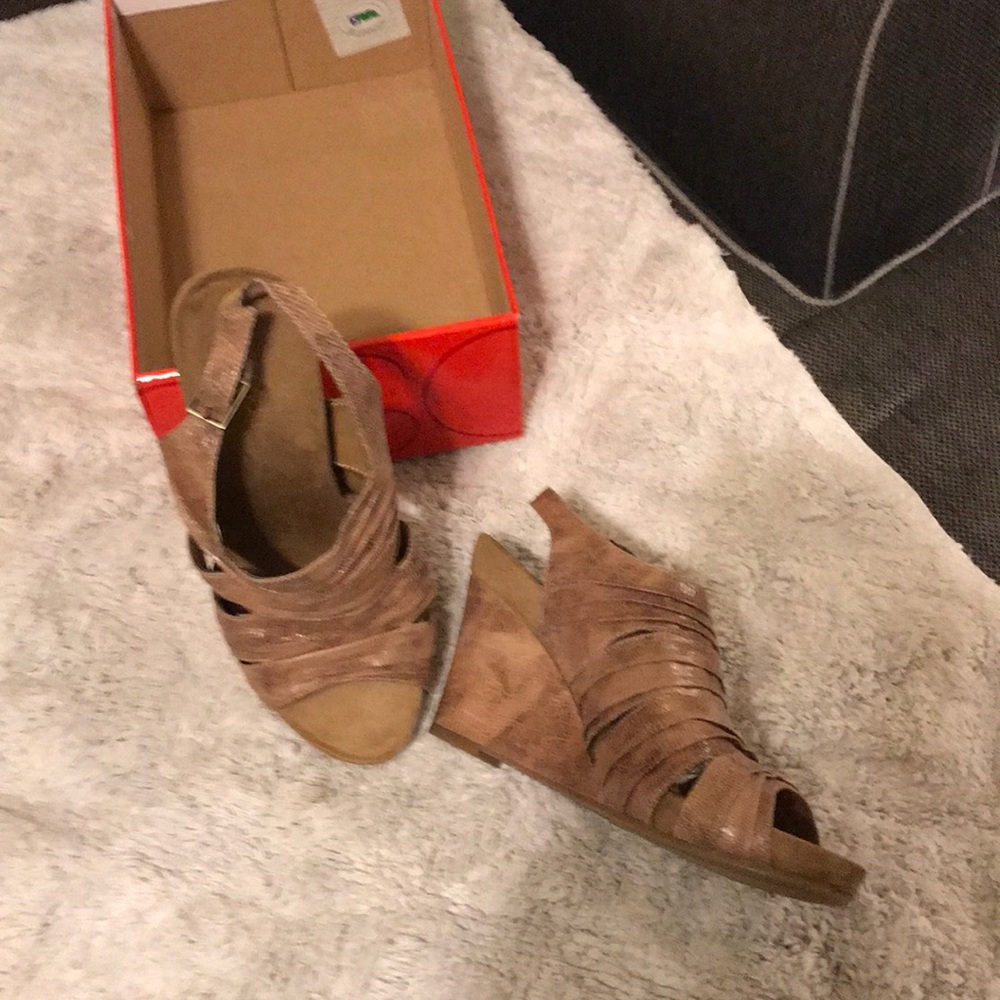 Women’s Shoes